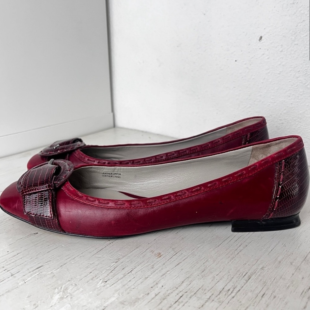 Via Spiga Red Leather Flats Buckle Detail embossed patent size 9